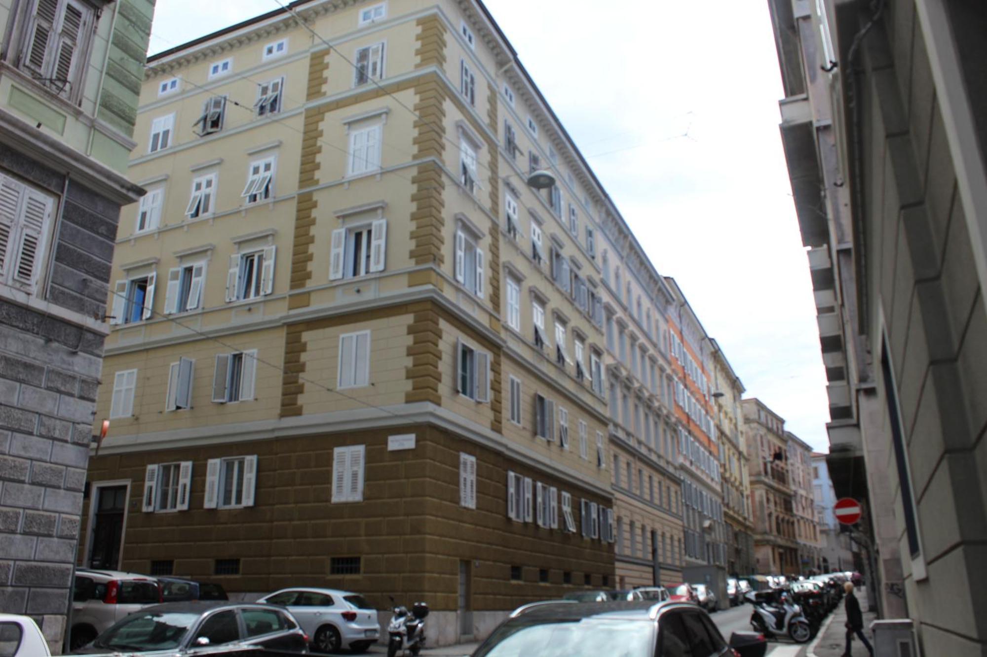 The Way To Trieste Bikes Storage Exterior photo